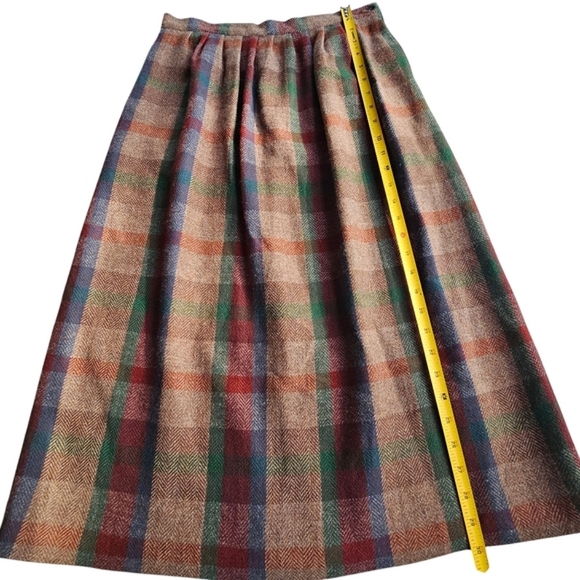 Mary Flaherty Ireland 100% Lambswool Pleated Tan/Multi Plaid Midi Skirt Size 12 - Picture 7 of 12